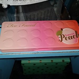 Too Faced Sweet Peach Palette
